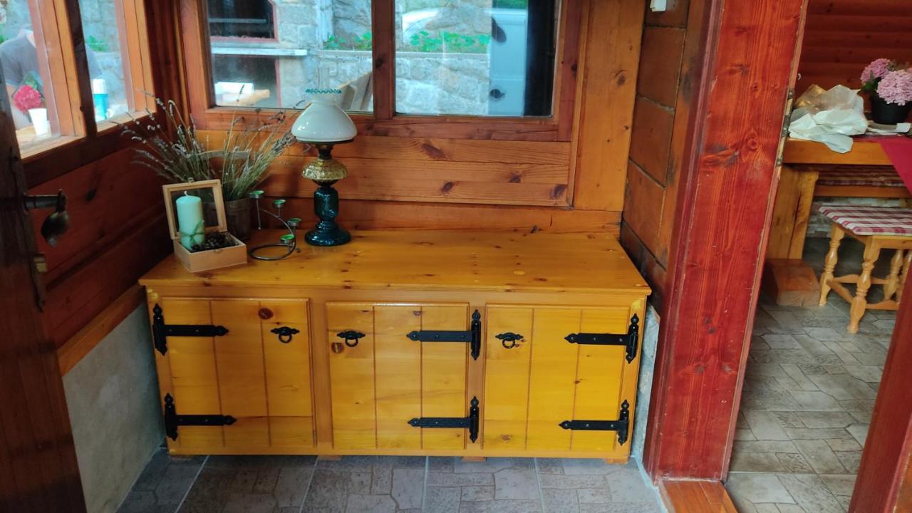 Kuca Za Odmor "Med Strmci" Βίλα Zlobin Εξωτερικό φωτογραφία